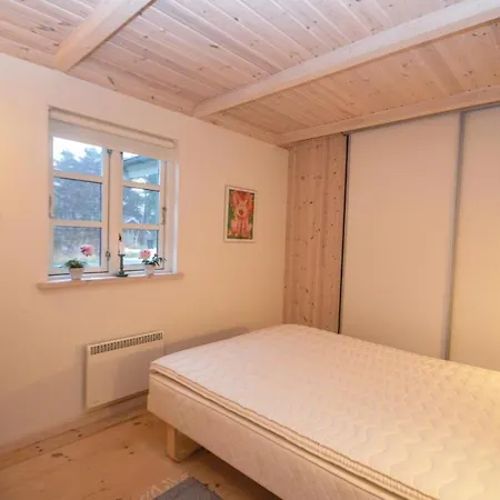 2 Bedroom Amazing In Vaeggerlose