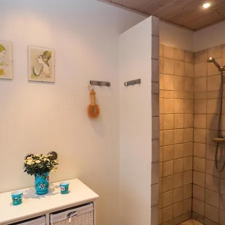 Holiday home 2 Bedroom Amazing In Vaeggerlose *