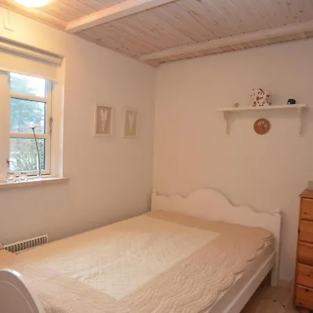 2 Bedroom Amazing In Vaeggerlose Holiday home *